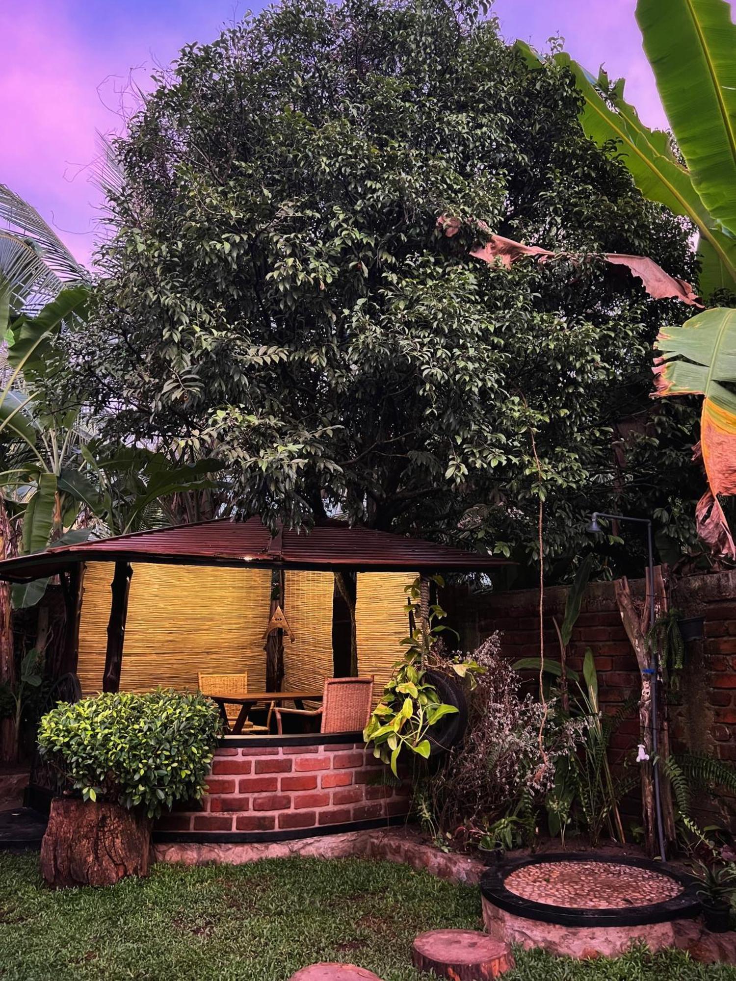 Igabara Hobbit House Hotel Tangalle Exterior photo