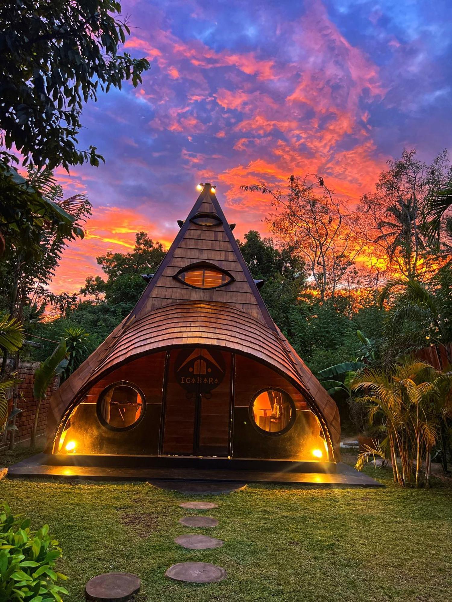 Igabara Hobbit House Hotel Tangalle Exterior photo